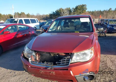 2010 Subaru Forester 2.5X из США, поврежденный, VIN JF2SH6AC3AH748002